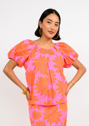 BURSTING DAISY TOP