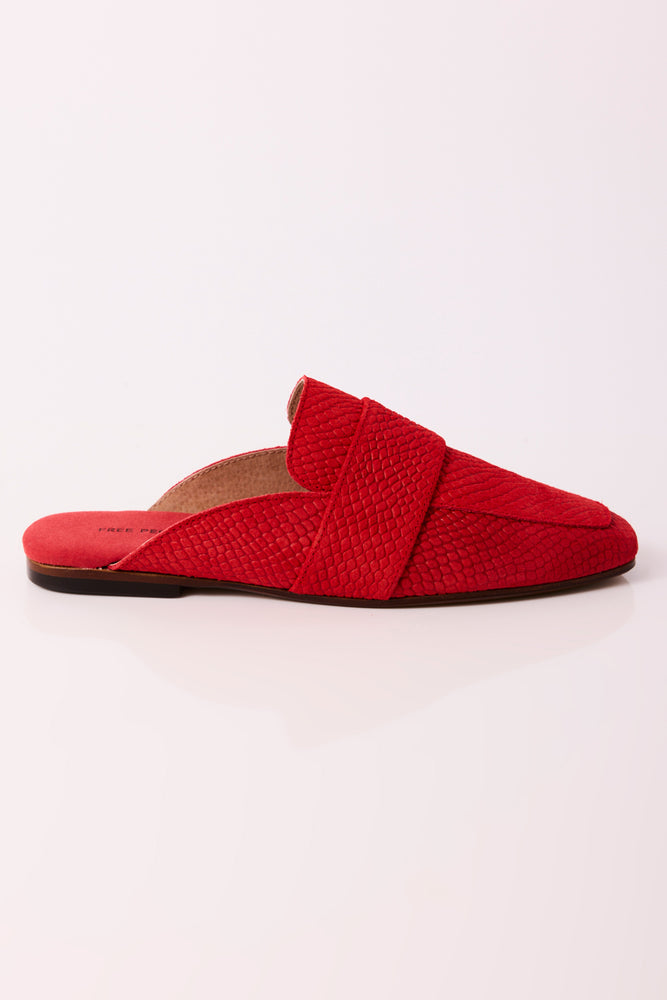 AT EASE EMBOSSED LOAFER