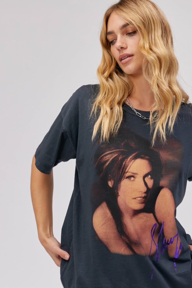 
            
                Load image into Gallery viewer, DAYDREAMER SHANIA TWAIN COME ON OVER 1988 TOUR MERCH TEE 
            
        