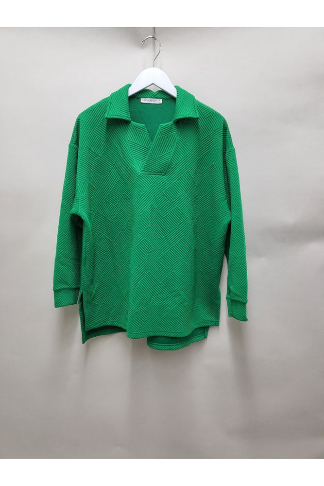 TEXTURED LONG SLEEVE COLLARED TOP