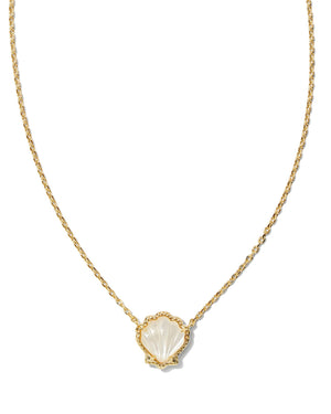 BRYNNE SHELL SHORT PENDANT NECKLACE