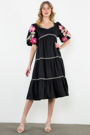 EMB PUFF SLEEVE TIERED DRESS